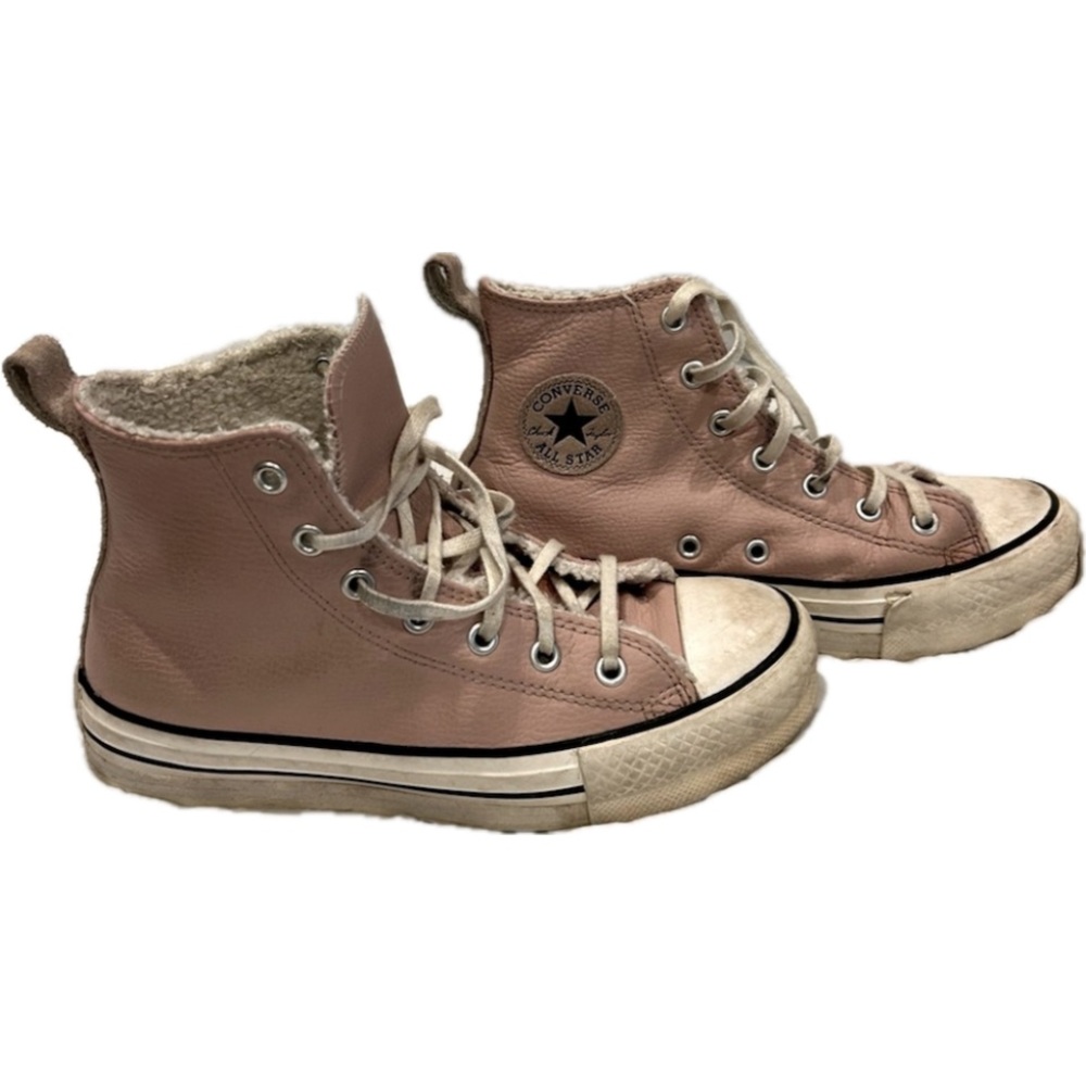 Converse Ctas pink Leather Faux Fur Shoe Casual girl’s size 4